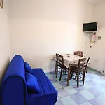 Bilocale Corso بيت للعطل Torre Pali